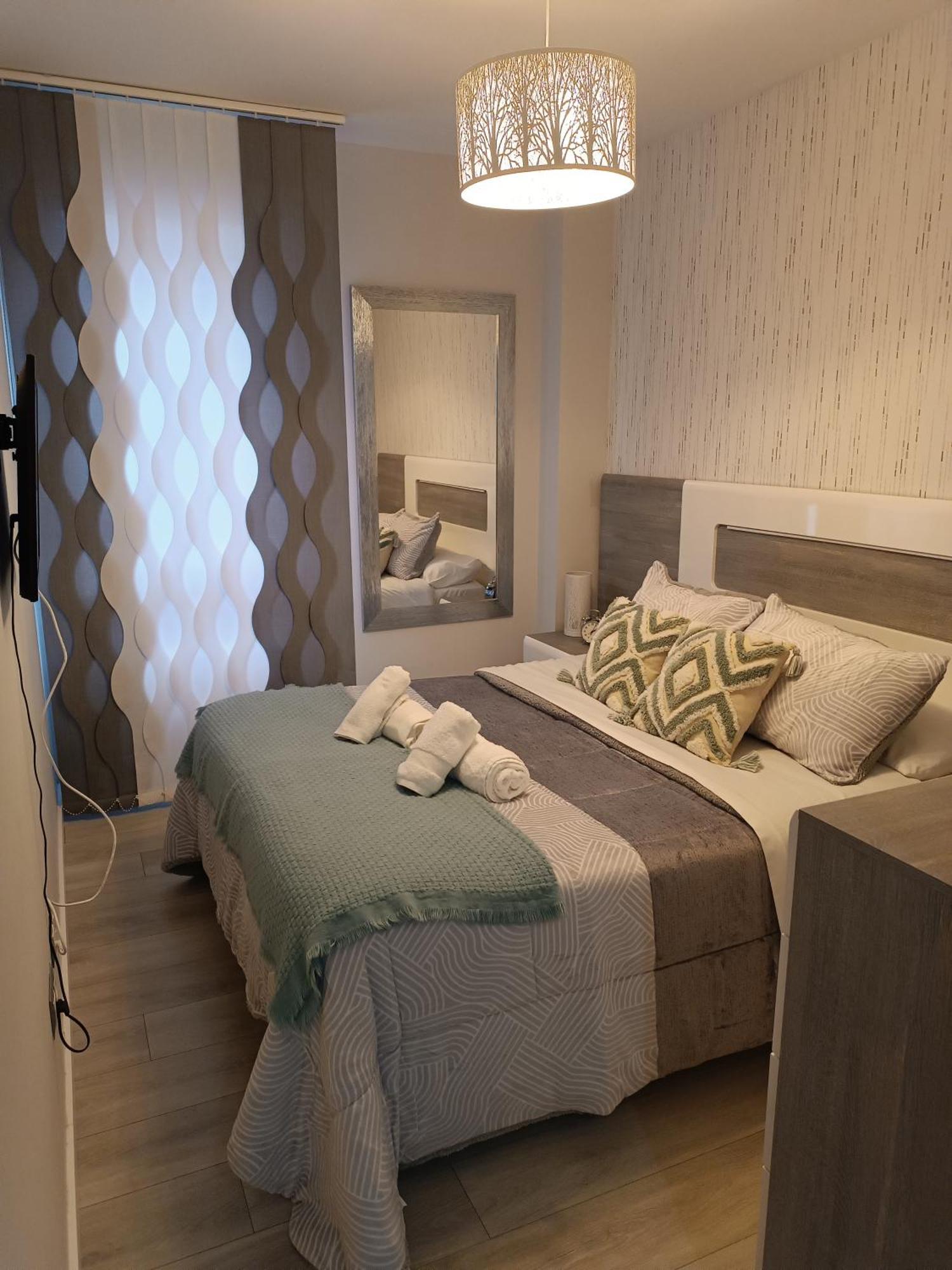 ¡Al Lado De La Clinica Oftalmologica Vega! Apartman Oviedo Kültér fotó